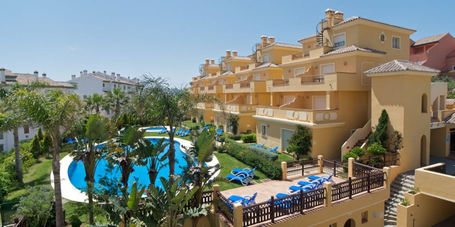 https://golftravelpeople.agiledigitalsolutions.co.uk/wp-content/uploads/2019/04/Alcaidesa-Vista-Real-Apartments-2.jpg