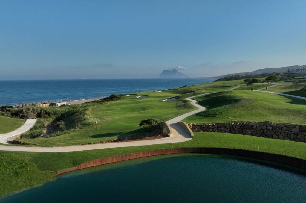 https://golftravelpeople.agiledigitalsolutions.co.uk/wp-content/uploads/2019/04/Alcaidesa-la-Hacienda-Links-7-1024x678.jpg