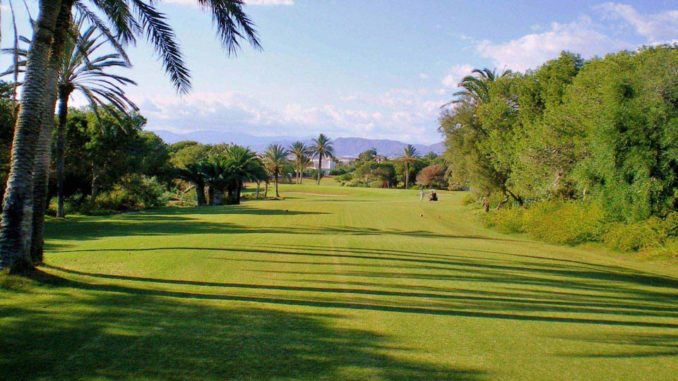 https://golftravelpeople.agiledigitalsolutions.co.uk/wp-content/uploads/2019/04/Almerimar-Golf-Club-61.jpg