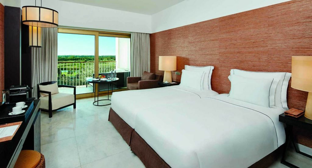 https://golftravelpeople.agiledigitalsolutions.co.uk/wp-content/uploads/2019/04/Anantara_Vilamoura_Deluxe_Room-1024x553.jpg