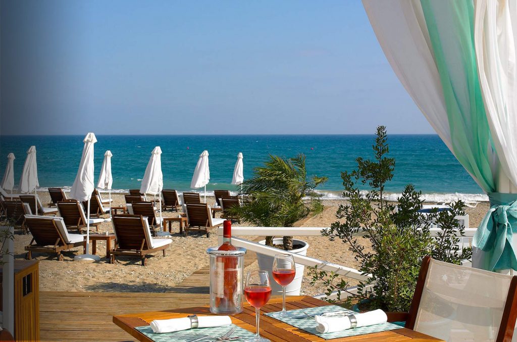 https://golftravelpeople.agiledigitalsolutions.co.uk/wp-content/uploads/2019/04/Aphrodite-Hills-Resort-Cyprus-37-1024x677.jpg
