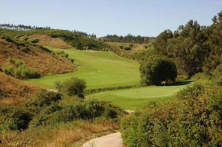 https://golftravelpeople.agiledigitalsolutions.co.uk/wp-content/uploads/2019/04/Belas-Club-de-Campo-14.jpg