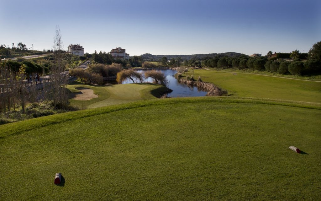 https://golftravelpeople.agiledigitalsolutions.co.uk/wp-content/uploads/2019/04/Belas-Golf-Club-Lisbon-7-1024x640.jpg