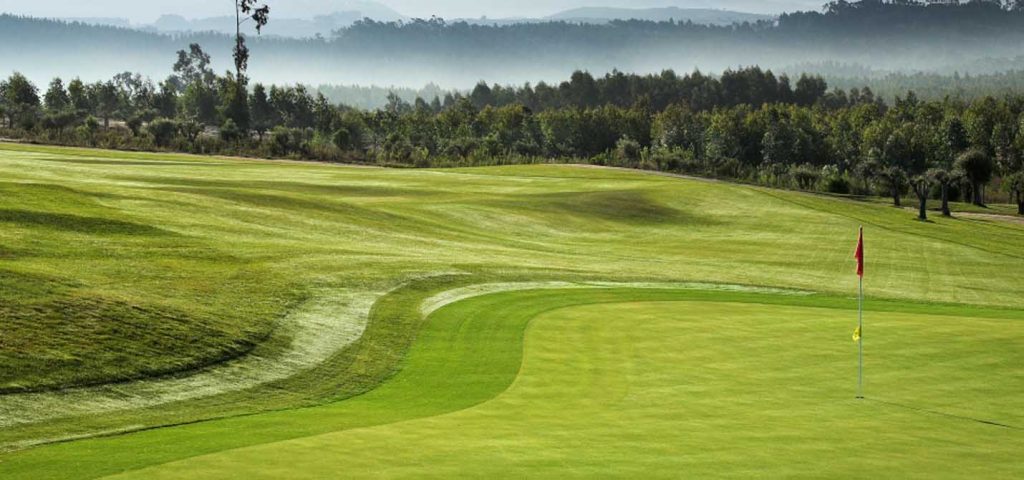 https://golftravelpeople.agiledigitalsolutions.co.uk/wp-content/uploads/2019/04/Bom-Sucesso-Golf-Club-6-1024x480.jpg