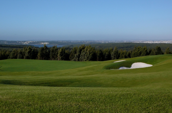 https://golftravelpeople.agiledigitalsolutions.co.uk/wp-content/uploads/2019/04/Bom-Sucesso-Resort-Golf-Course-Obidos-Portugal-9.jpg