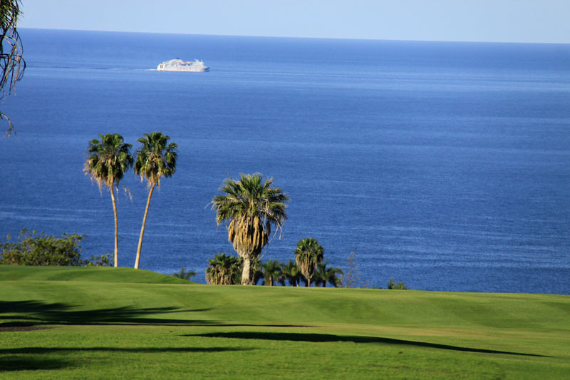 https://golftravelpeople.agiledigitalsolutions.co.uk/wp-content/uploads/2019/04/Costa-Adeje-Golf-Tenerife-4.jpg
