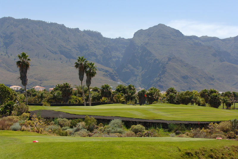 https://golftravelpeople.agiledigitalsolutions.co.uk/wp-content/uploads/2019/04/Costa-Adeje-Golf-Tenerife-6.jpg