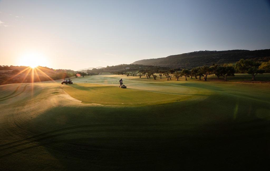 https://golftravelpeople.agiledigitalsolutions.co.uk/wp-content/uploads/2019/04/Costa-Navarino-Golf-Club-The-Bay-Course-15.jpg