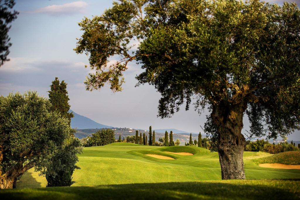 https://golftravelpeople.agiledigitalsolutions.co.uk/wp-content/uploads/2019/04/Costa-Navarino-Golf-Club-The-Dunes-Course-5.jpg