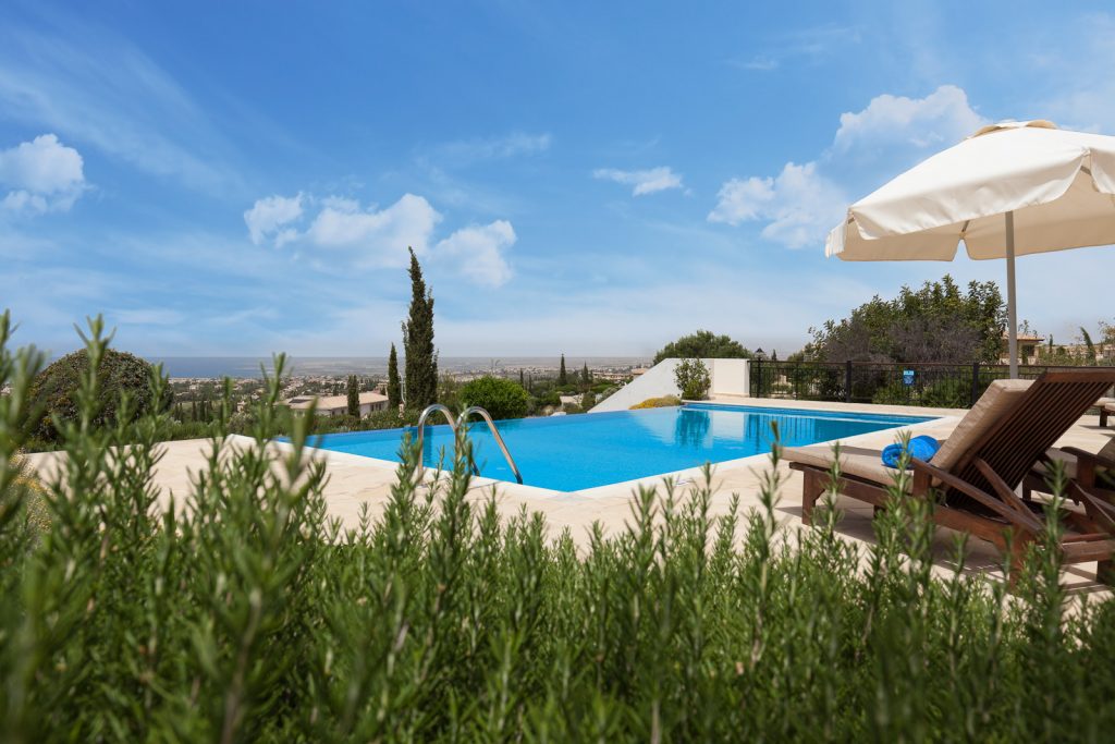 https://golftravelpeople.agiledigitalsolutions.co.uk/wp-content/uploads/2019/04/Cyprus-Aphrodite-Hills-Resort-Superior-Villas-55-1024x683.jpg
