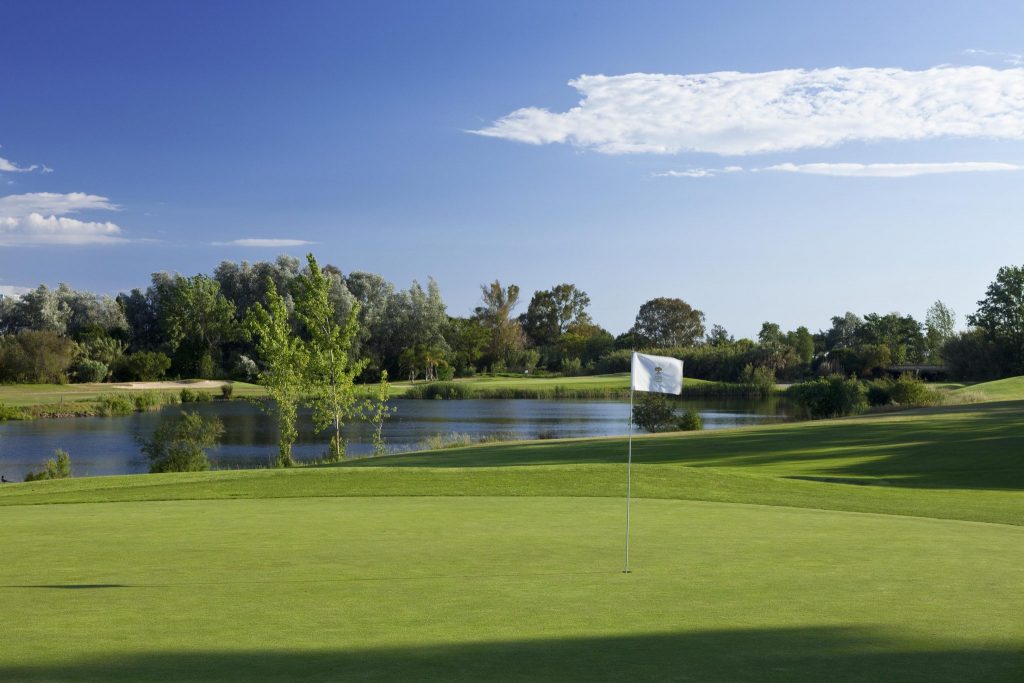 https://golftravelpeople.agiledigitalsolutions.co.uk/wp-content/uploads/2019/04/Dom-Pedro-Vilamoura-Laguna-Course-19-1024x683.jpg