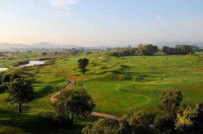 https://golftravelpeople.agiledigitalsolutions.co.uk/wp-content/uploads/2019/04/Emporda-Golf-Club-Links-Course-400x264.jpg
