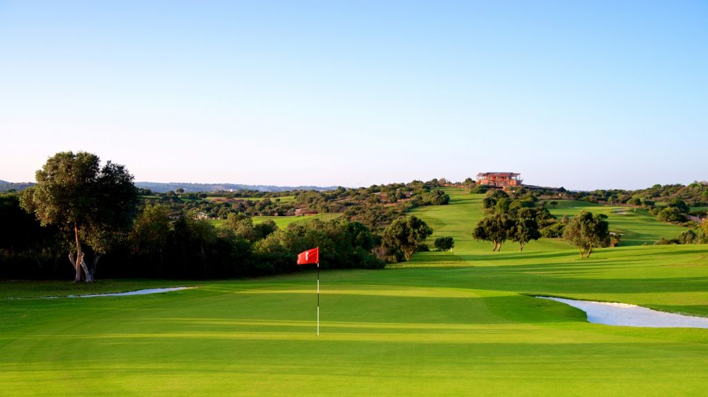 https://golftravelpeople.agiledigitalsolutions.co.uk/wp-content/uploads/2019/04/Espiche-Golf-Club-Lagos-Algarve-Portugal-13-1024x575.jpg