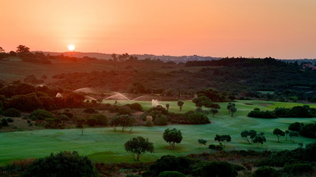 https://golftravelpeople.agiledigitalsolutions.co.uk/wp-content/uploads/2019/04/Espiche-Golf-Club-Lagos-Algarve-Portugal-3-1024x575.jpg