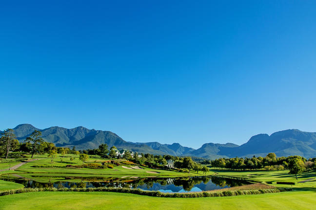 https://golftravelpeople.agiledigitalsolutions.co.uk/wp-content/uploads/2019/04/Fancourt-Hotel-George-Best-of-South-Africa-5.jpg