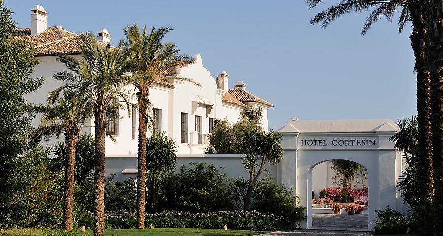 https://golftravelpeople.agiledigitalsolutions.co.uk/wp-content/uploads/2019/04/Finca-Cortesin-Hotel-1.jpg