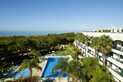 https://golftravelpeople.agiledigitalsolutions.co.uk/wp-content/uploads/2019/04/Formosa-Park-Apartments-Vale-do-Lobo-7-400x267.jpg