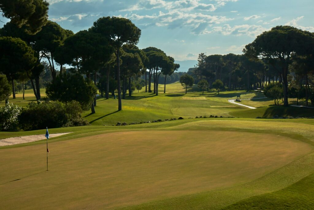 https://golftravelpeople.agiledigitalsolutions.co.uk/wp-content/uploads/2019/04/Gloria-Golf-Club-New-Course-Belek-Turkey-20-1024x683.jpg