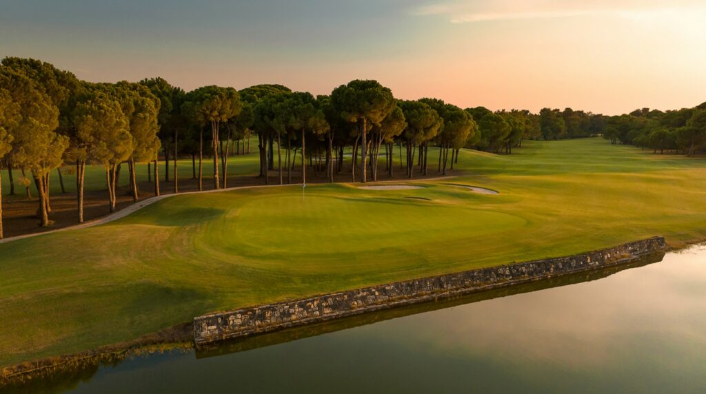 https://golftravelpeople.agiledigitalsolutions.co.uk/wp-content/uploads/2019/04/Gloria-Golf-Club-New-Course-Belek-Turkey-23-1024x572.jpg