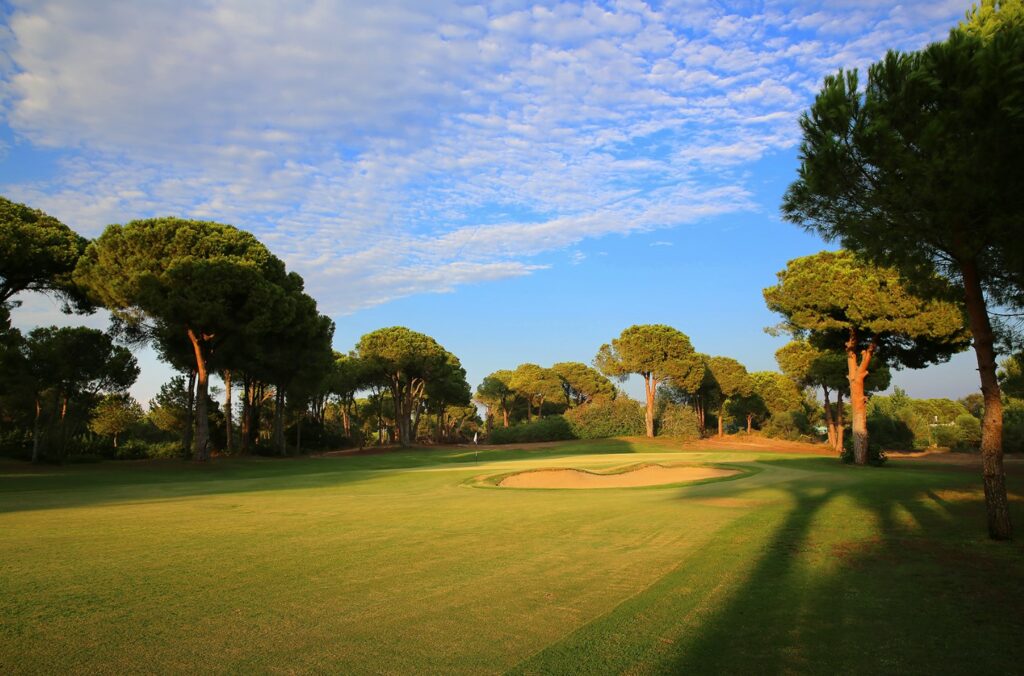https://golftravelpeople.agiledigitalsolutions.co.uk/wp-content/uploads/2019/04/Gloria-Golf-Club-Verde-Select-Course-Belek-Turkey-11-1024x676.jpg