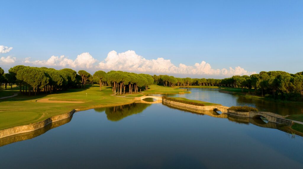 https://golftravelpeople.agiledigitalsolutions.co.uk/wp-content/uploads/2019/04/Gloria-Golf-Club-Verde-Select-Course-Belek-Turkey-12-1024x571.jpg