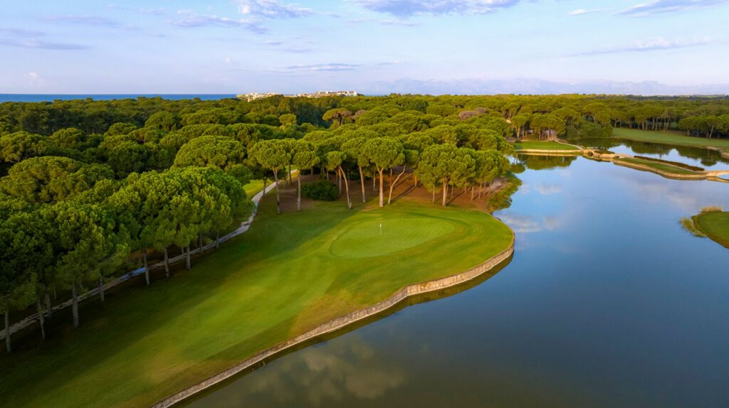 https://golftravelpeople.agiledigitalsolutions.co.uk/wp-content/uploads/2019/04/Gloria-Golf-Club-Verde-Select-Course-Belek-Turkey-4-1024x574.jpg