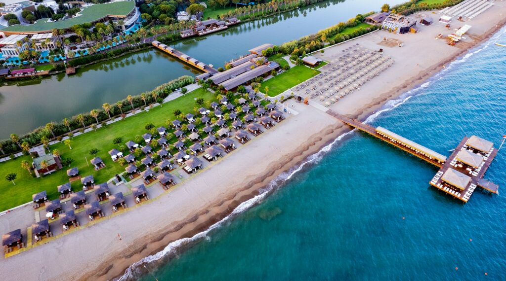 https://golftravelpeople.agiledigitalsolutions.co.uk/wp-content/uploads/2019/04/Gloria-Golf-Resort-Serenity-Hotel-Belek-Turkey-8-1024x570.jpg