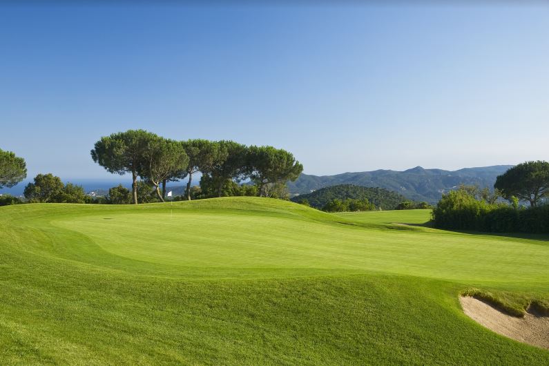 https://golftravelpeople.agiledigitalsolutions.co.uk/wp-content/uploads/2019/04/Golf-daro-Mas-Nou-New-1.jpg