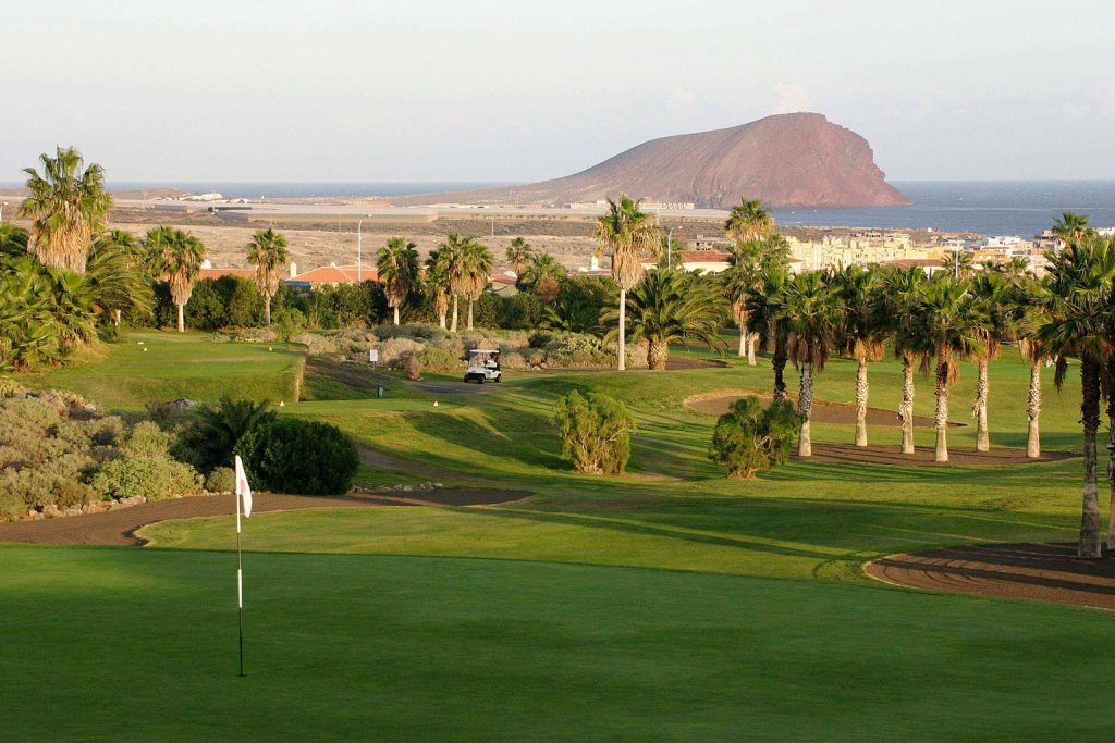 https://golftravelpeople.agiledigitalsolutions.co.uk/wp-content/uploads/2019/04/Golf-del-Sur-Tenerife-16-1024x683.jpg