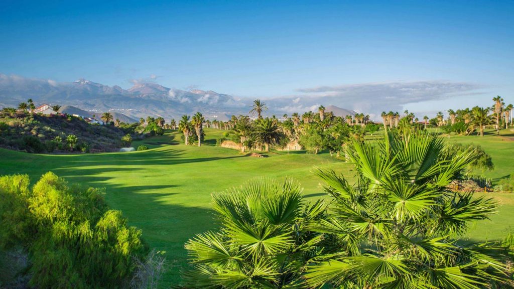 https://golftravelpeople.agiledigitalsolutions.co.uk/wp-content/uploads/2019/04/Golf-del-Sur-Tenerife-2-1024x576.jpg
