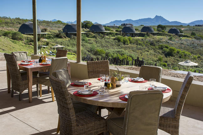 https://golftravelpeople.agiledigitalsolutions.co.uk/wp-content/uploads/2019/04/Gondwana-Game-Reserve-Kwena-Lodge-13.jpg
