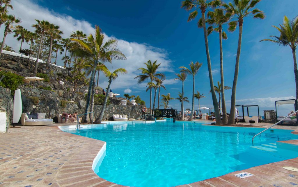 https://golftravelpeople.agiledigitalsolutions.co.uk/wp-content/uploads/2019/04/Hotel-Jardin-Tropical-Swimming-Pools-Gym-comp-6-1024x644.jpg