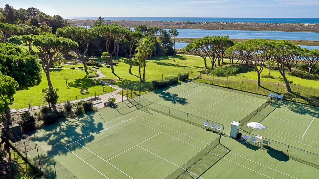 https://golftravelpeople.agiledigitalsolutions.co.uk/wp-content/uploads/2019/04/Hotel-Quinta-do-Lago-Algarve-Portugal-Swimming-Pools-and-Leisure-Facilities-8-1024x576.jpg