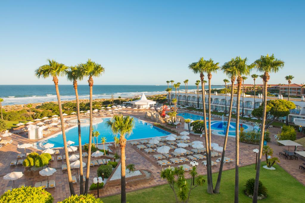 https://golftravelpeople.agiledigitalsolutions.co.uk/wp-content/uploads/2019/04/Iberostar-Royal-Andalus-4-1.jpg