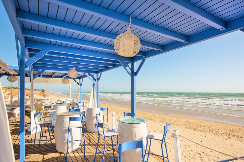 https://golftravelpeople.agiledigitalsolutions.co.uk/wp-content/uploads/2019/04/Iberostar-Royal-Andalus-Bars-Restaurants-5.jpg