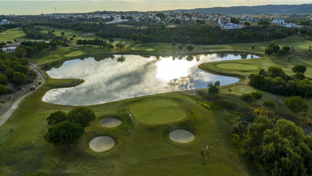 https://golftravelpeople.agiledigitalsolutions.co.uk/wp-content/uploads/2019/04/Isla-Canela-Links-Huelva-Costa-de-la-Luz-Spain-4-1024x576.jpg