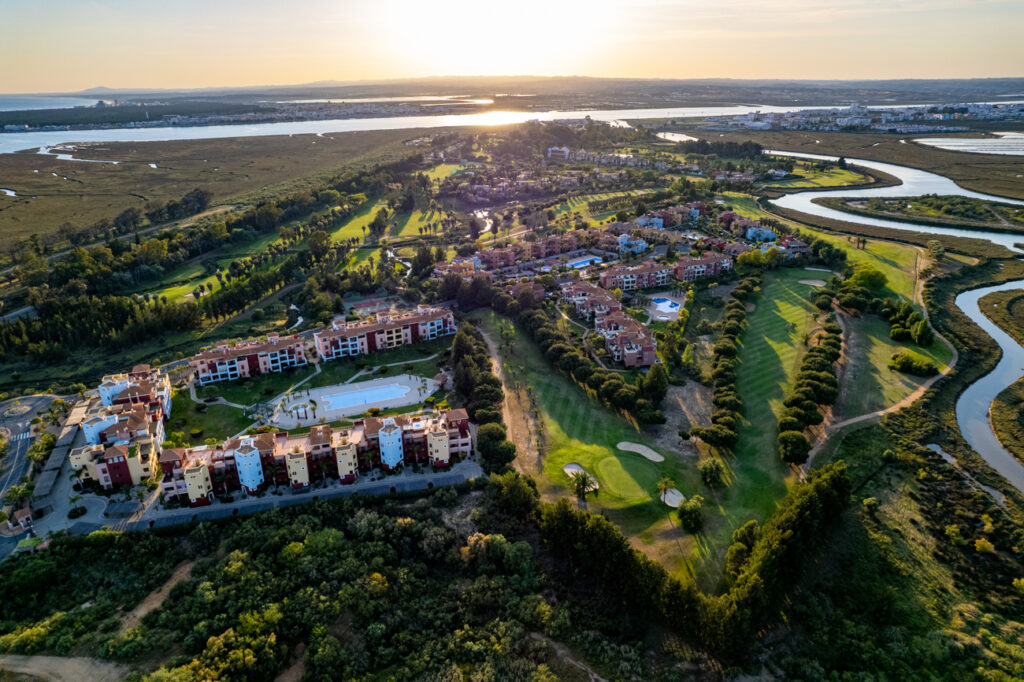 https://golftravelpeople.agiledigitalsolutions.co.uk/wp-content/uploads/2019/04/Isla-Canela-Old-Course-Huelva-Costa-de-la-Luz-Spain-2-1024x682.jpg