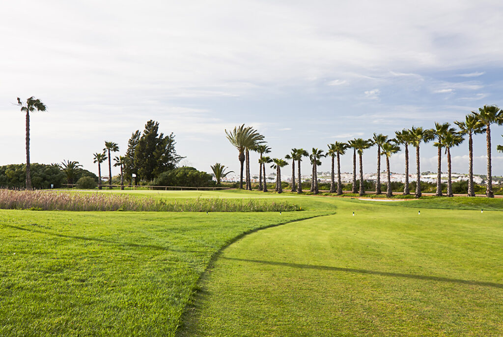 https://golftravelpeople.agiledigitalsolutions.co.uk/wp-content/uploads/2019/04/Isla-Canela-Old-Course-Huelva-Costa-de-la-Luz-Spain-7-1024x685.jpg