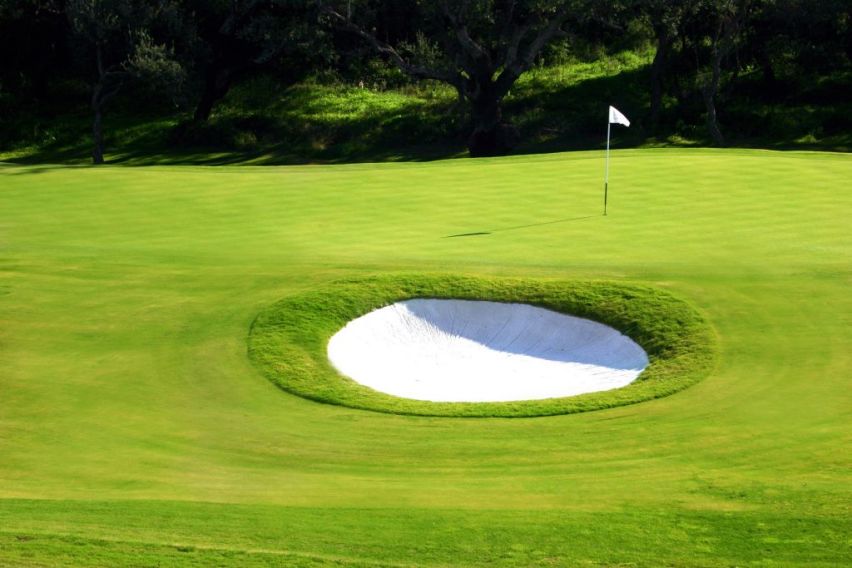 https://golftravelpeople.agiledigitalsolutions.co.uk/wp-content/uploads/2019/04/La-Reserva-de-Sotogrande-Golf-Club-4.jpg