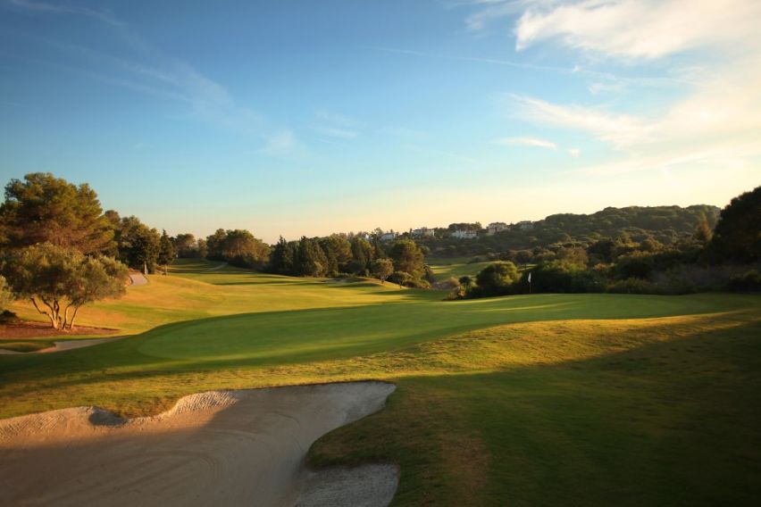 https://golftravelpeople.agiledigitalsolutions.co.uk/wp-content/uploads/2019/04/La-Reserva-de-Sotogrande-Golf-Club-7.jpg
