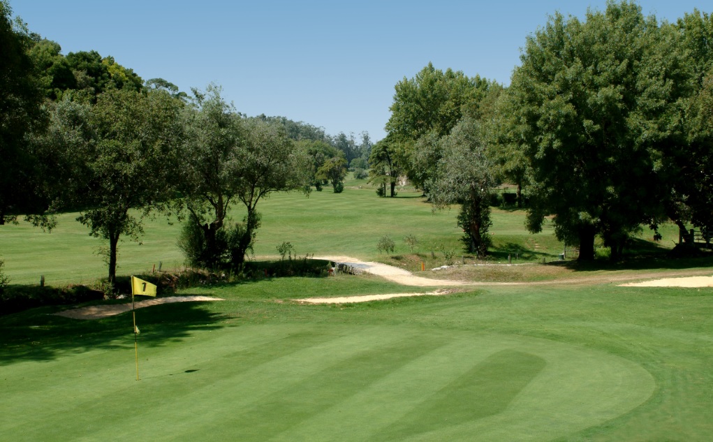 https://golftravelpeople.agiledigitalsolutions.co.uk/wp-content/uploads/2019/04/Lisbon-Sports-Club-New-3.jpg