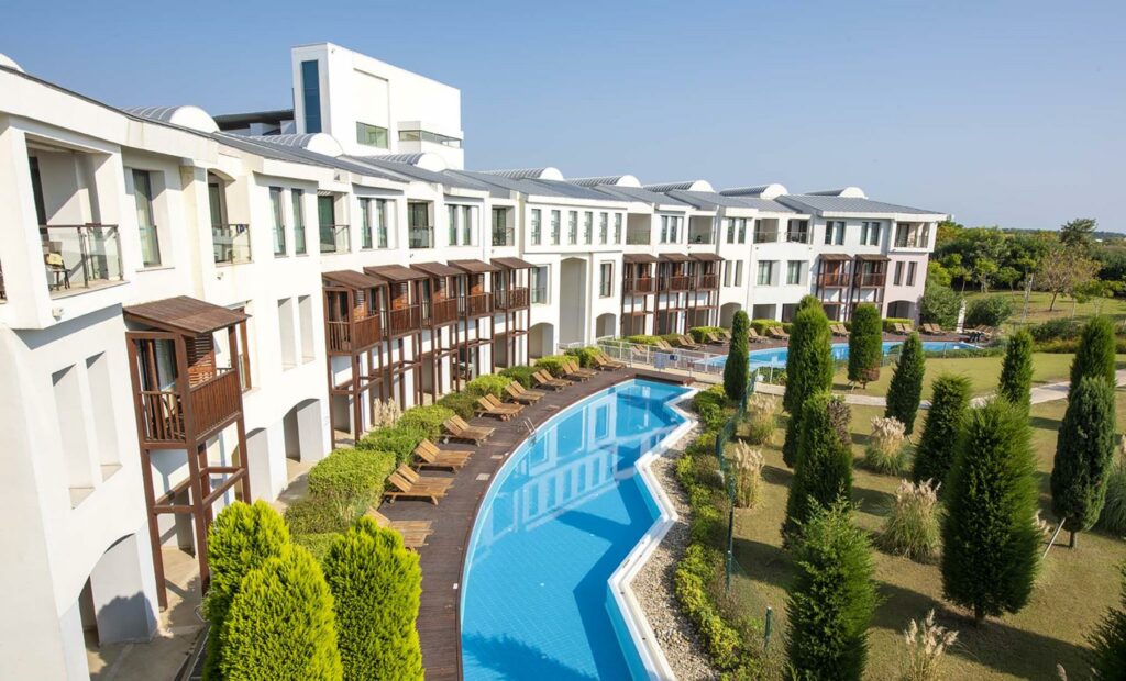 https://golftravelpeople.agiledigitalsolutions.co.uk/wp-content/uploads/2019/04/Lykia-World-Antalya-5-1-1024x620.jpg