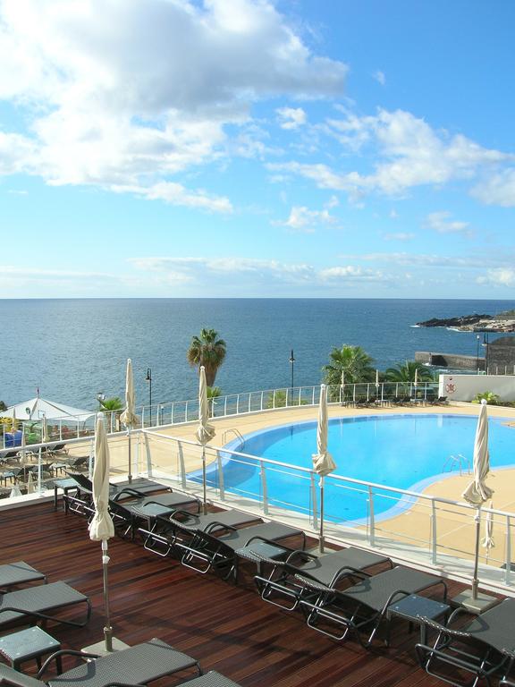 https://golftravelpeople.agiledigitalsolutions.co.uk/wp-content/uploads/2019/04/Melia-Madeira-Mare-Funchal-Swimming-Pools-4.jpg
