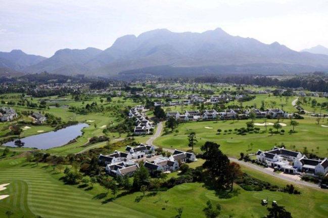 https://golftravelpeople.agiledigitalsolutions.co.uk/wp-content/uploads/2019/04/Montagu-Golf-Course-Fancourt-1.jpg