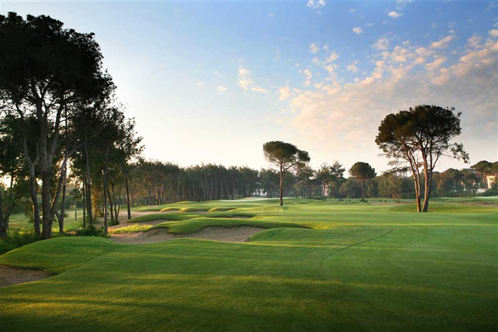 https://golftravelpeople.agiledigitalsolutions.co.uk/wp-content/uploads/2019/04/Montgomerie-Maxx-Royal-9.jpg