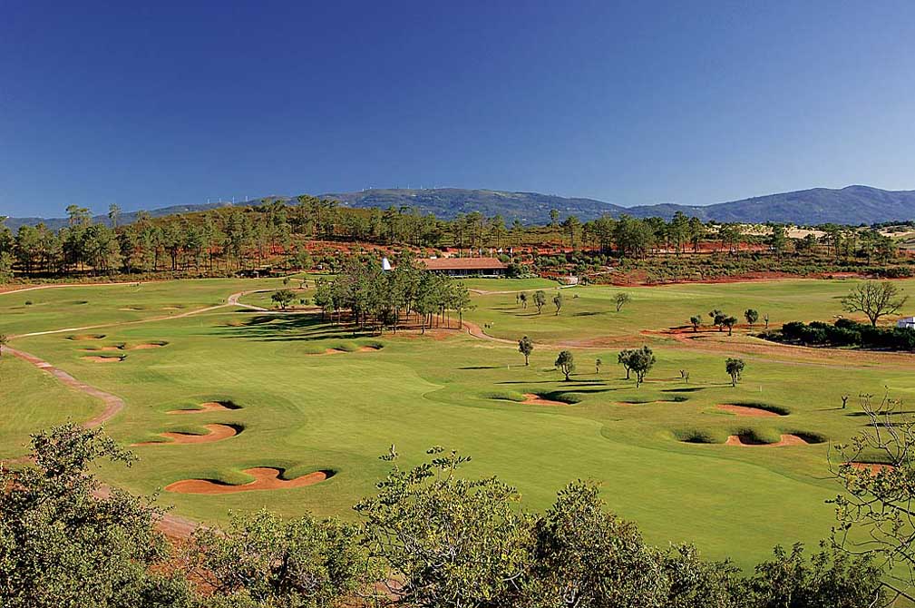 https://golftravelpeople.agiledigitalsolutions.co.uk/wp-content/uploads/2019/04/Morgado-Golf-Club-5.jpg