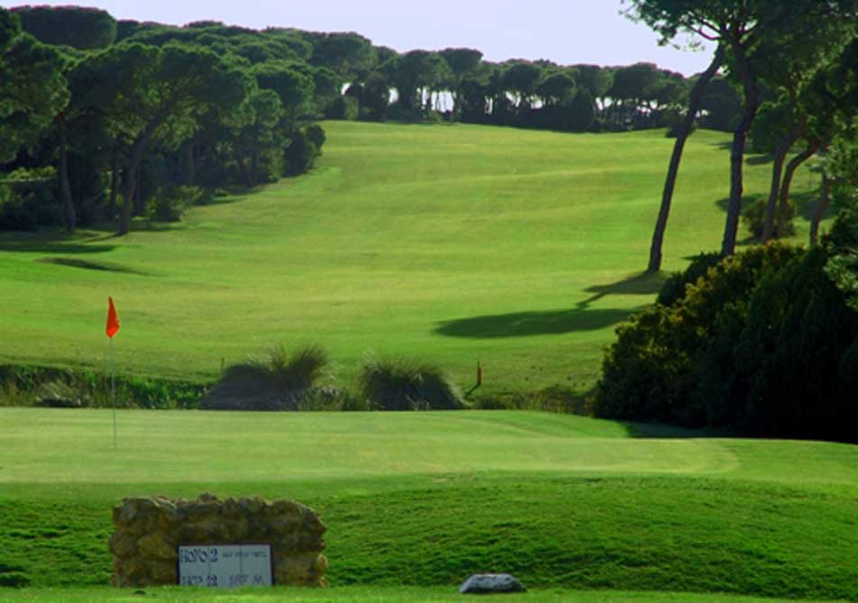 https://golftravelpeople.agiledigitalsolutions.co.uk/wp-content/uploads/2019/04/Nuevo-Portil-Golf-Club-4.jpg