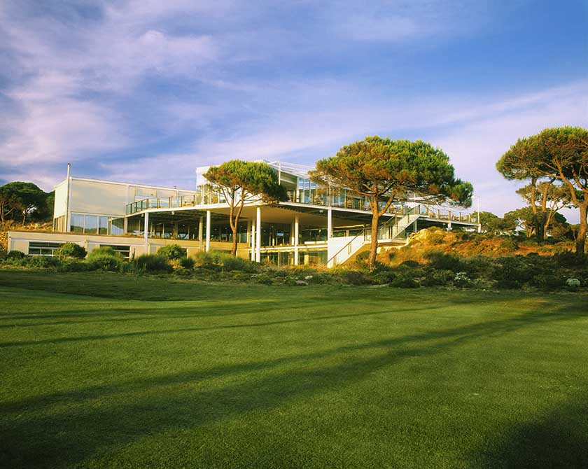 https://golftravelpeople.agiledigitalsolutions.co.uk/wp-content/uploads/2019/04/Oitavos-Dunes-Golf-Club-1.jpg