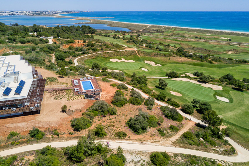 https://golftravelpeople.agiledigitalsolutions.co.uk/wp-content/uploads/2019/04/Onyria-Palmares-Beach-House-Hotel-New-3.jpg