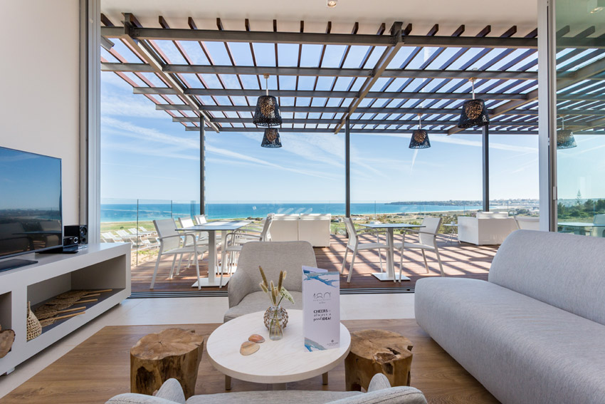 https://golftravelpeople.agiledigitalsolutions.co.uk/wp-content/uploads/2019/04/Onyria-Palmares-Beach-House-Hotel-New-8.jpg